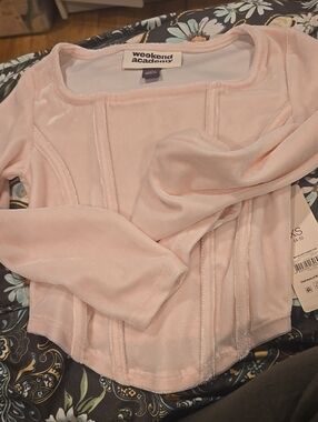 ❤️10/$40 Weekend Academy Pink Velvet Corset-Style Top